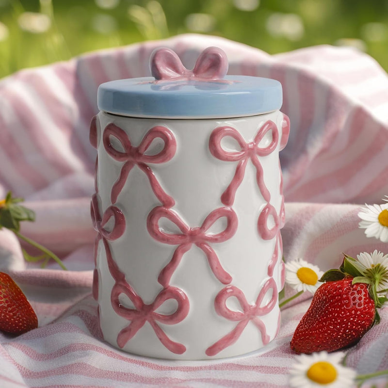 Cookie Jars & Kitchen Canisters