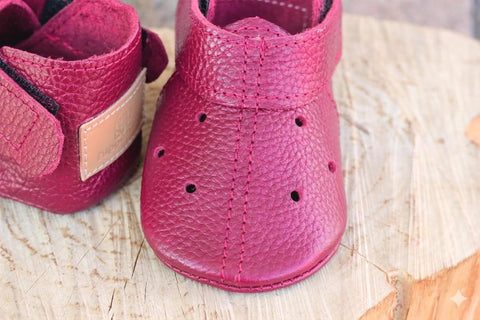 Baby Hats, Booties & Accessories