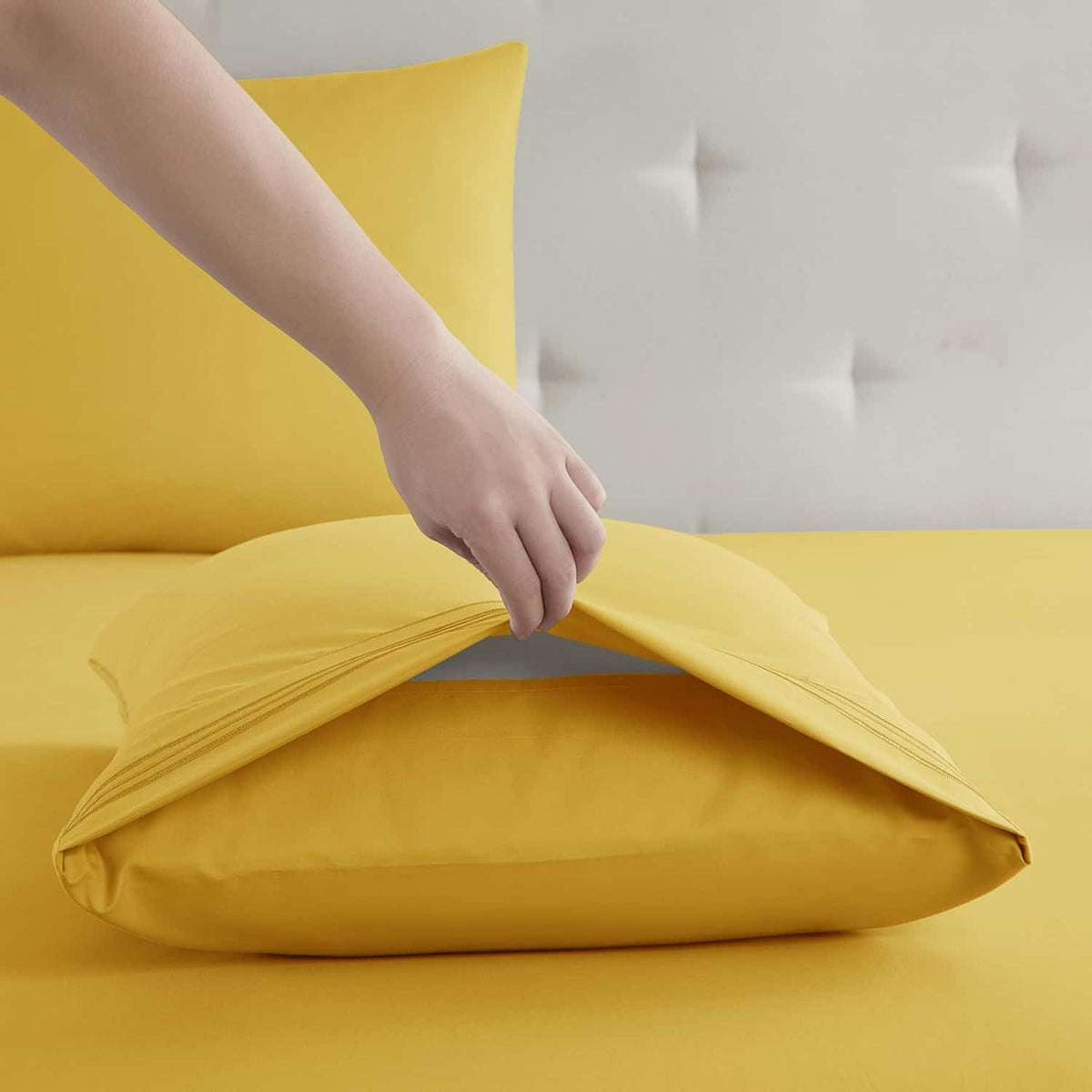 Queen Sheets, 6 Piece Set - Hotel Luxury Sheets for Queen Size Bed, Super Soft Bedding Set, Yellow