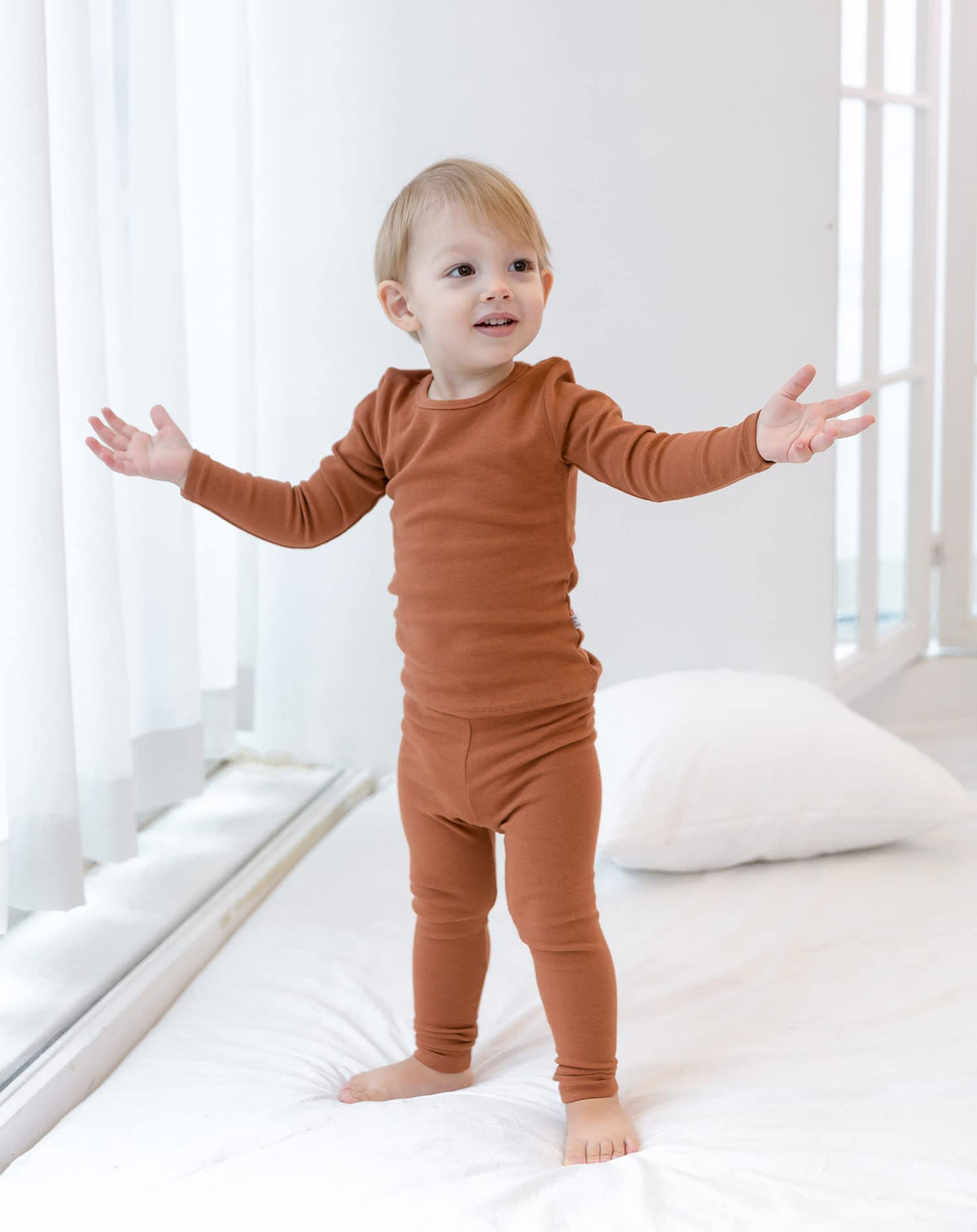 Toddler Kids Boys Girls Snug Fit Cotton Pajama Set (Camel-1)