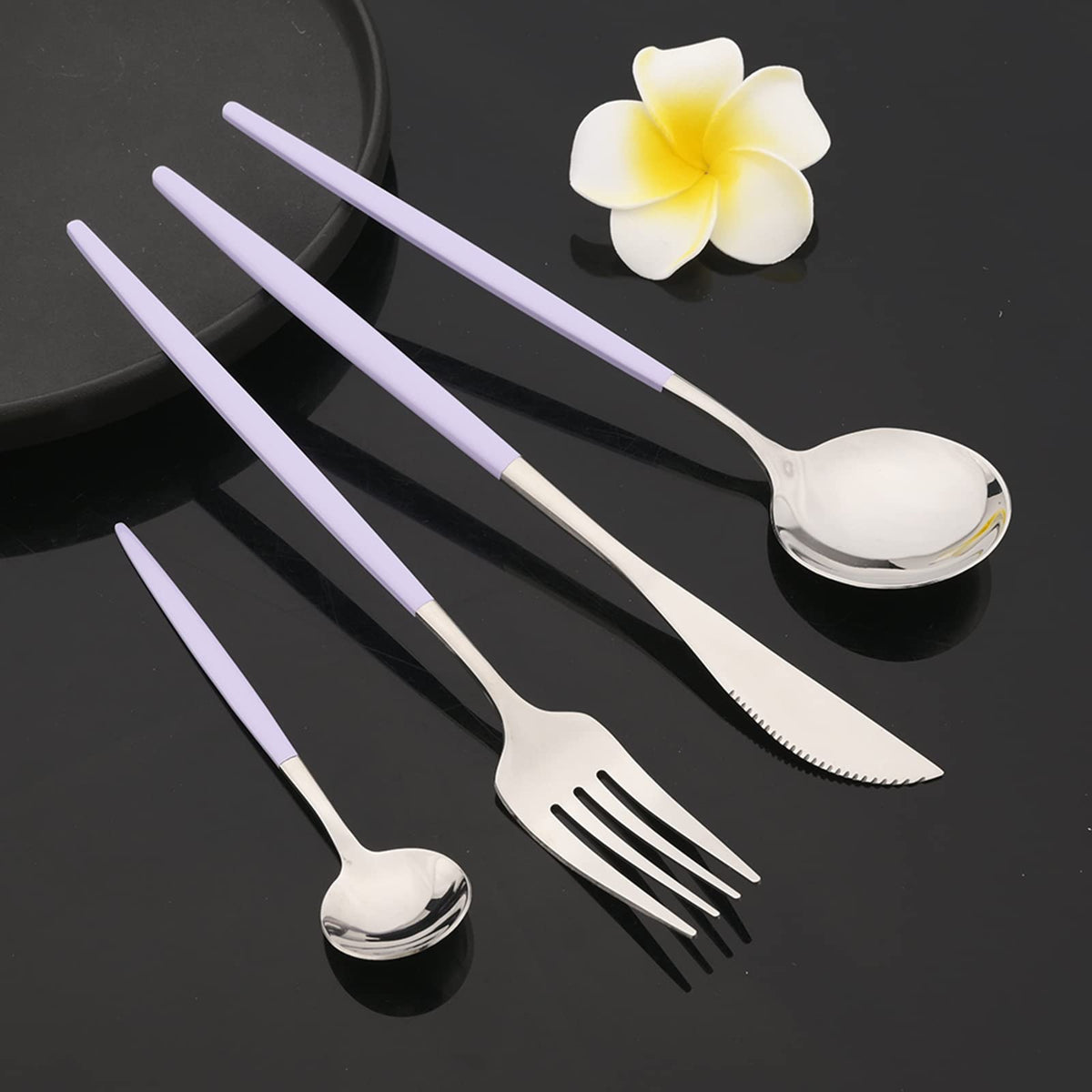 Flatware Set 24 Piece, Stainless Steel Silverware Set, Macaron Small Fresh Color Cutlery Set, Modern Elegant