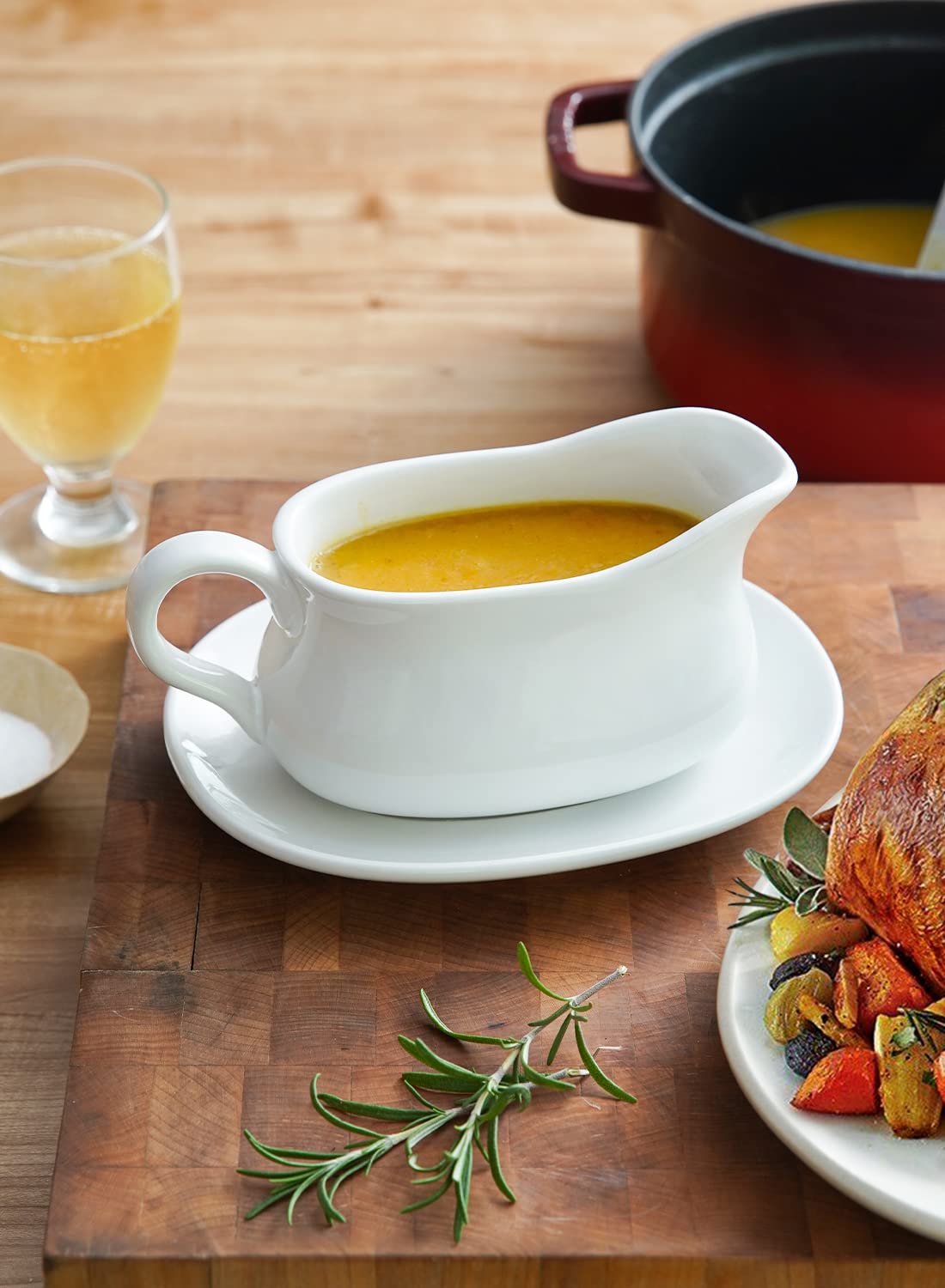 17oz Gravy Boat with Saucer Stand, Set of 1, Ceramic Sauce Boat with Tray for Salad Dressings, Creamer, Broth, Black