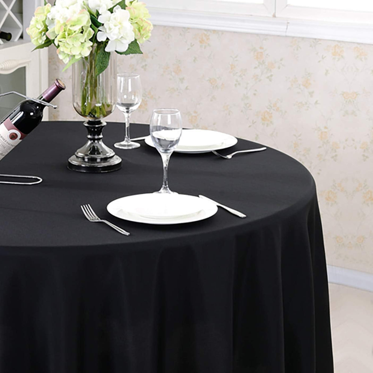 5 Pack 120 Inch Black Tablecloths for Round Tables