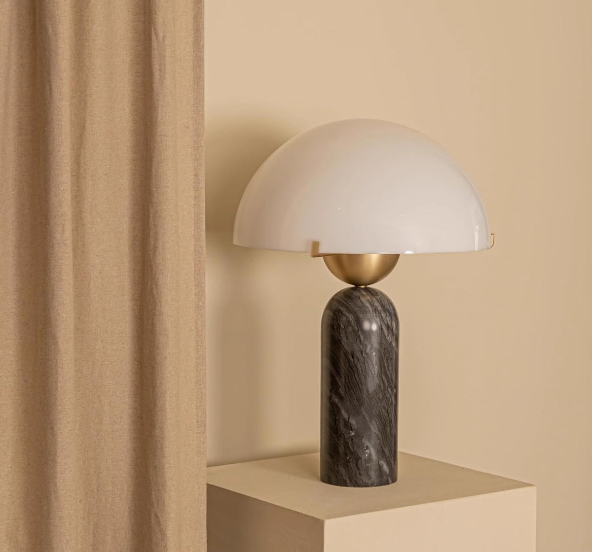 Modern Dome Shaped Table Lamp Mid-Century Accent Lamp Black Marble Desk Lamp Contemporary Living Room Side Lamps
