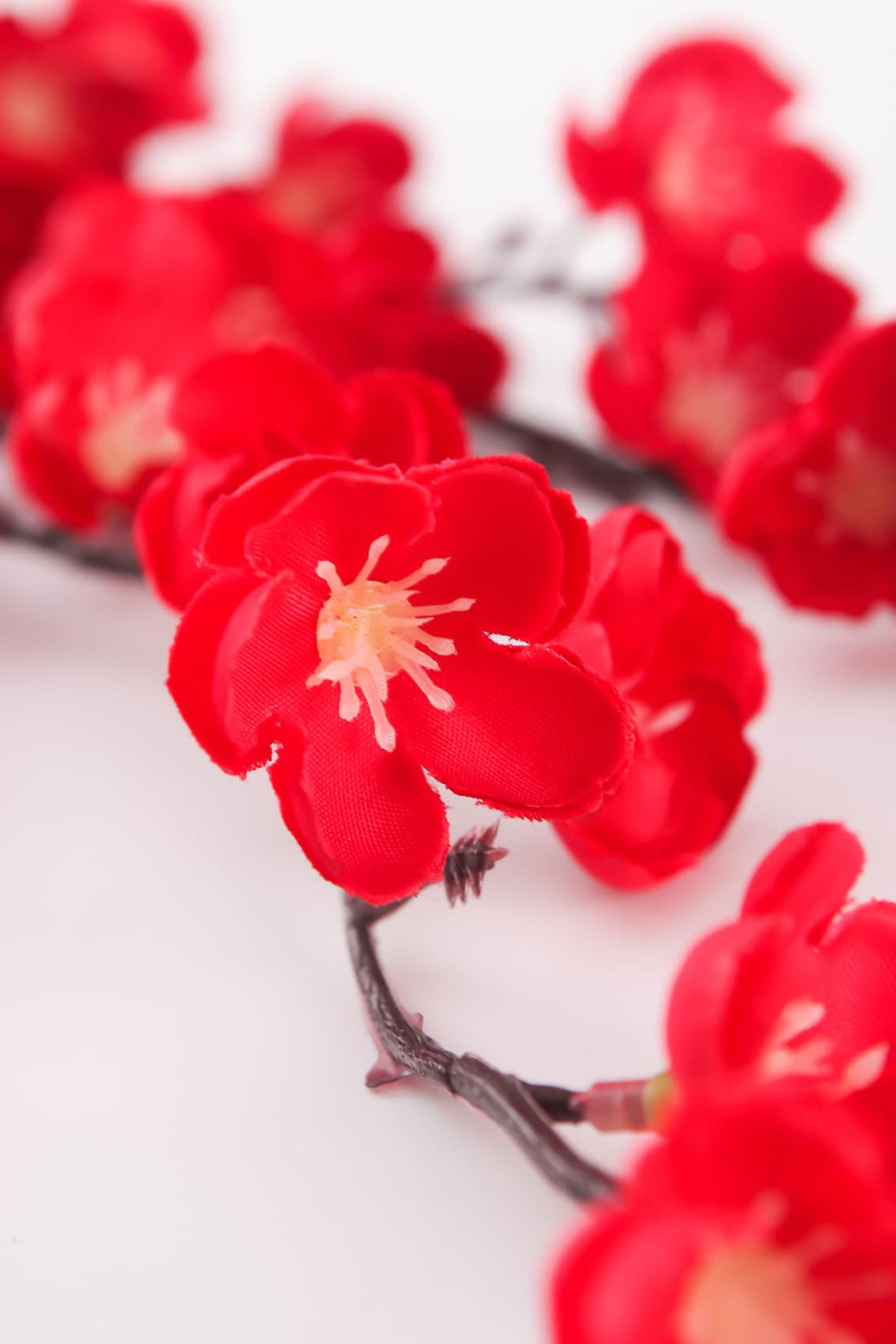 5 Pcs Artificial Plum Blossom Fake Wintersweet Long Stem Plastic Flowers Home Hotel Office Wedding Party Garden Decor