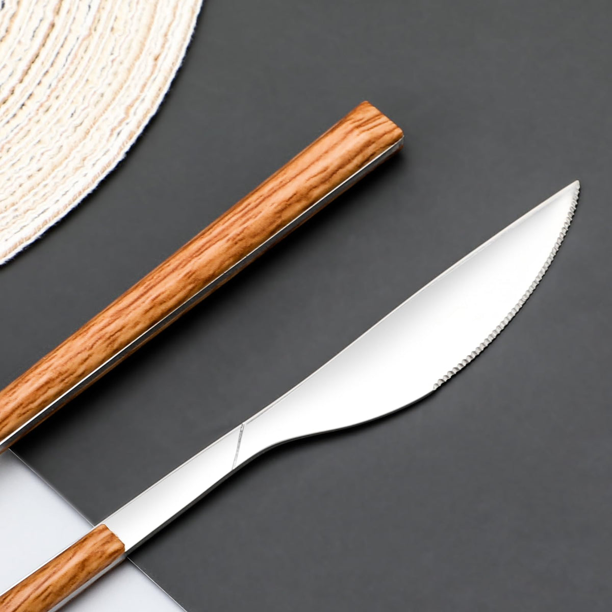 Stainless Steel Flatware Set for 4, Cutlery Utensils Set Include Knives/Forks/Spoons Service for 4, Mirror Polished