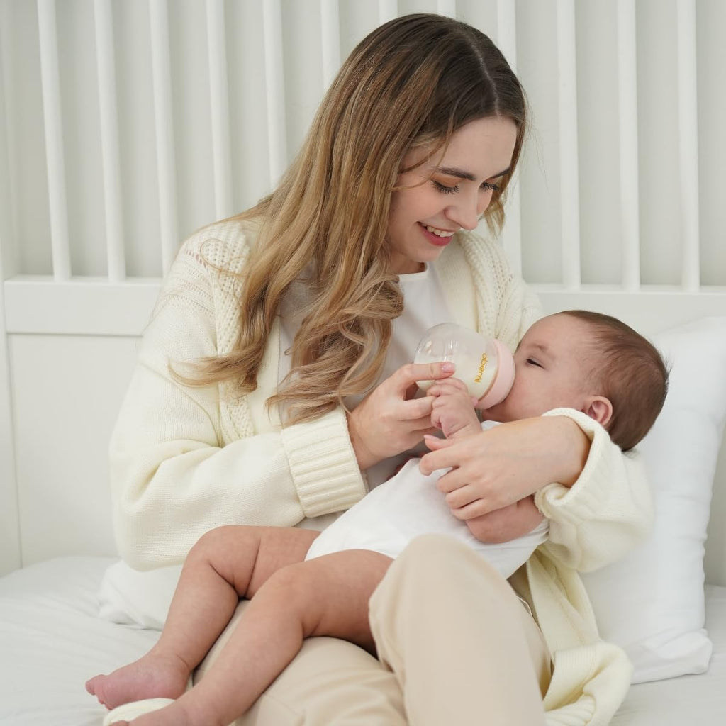 Glass Baby Bottles, Anti Colic Breastfeeding Bottle with Natural Response Nipple for Newborn Preemie 0+ Month, BPA