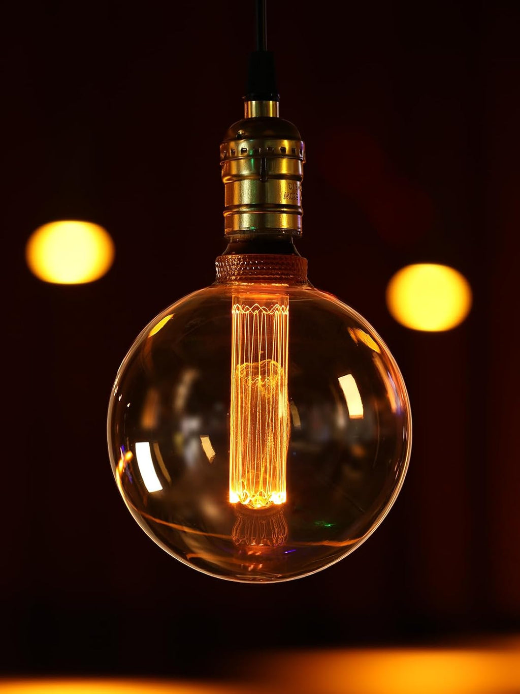 Artist Series G125 LED Globe Decorative Light Bulb, Amber 2000K