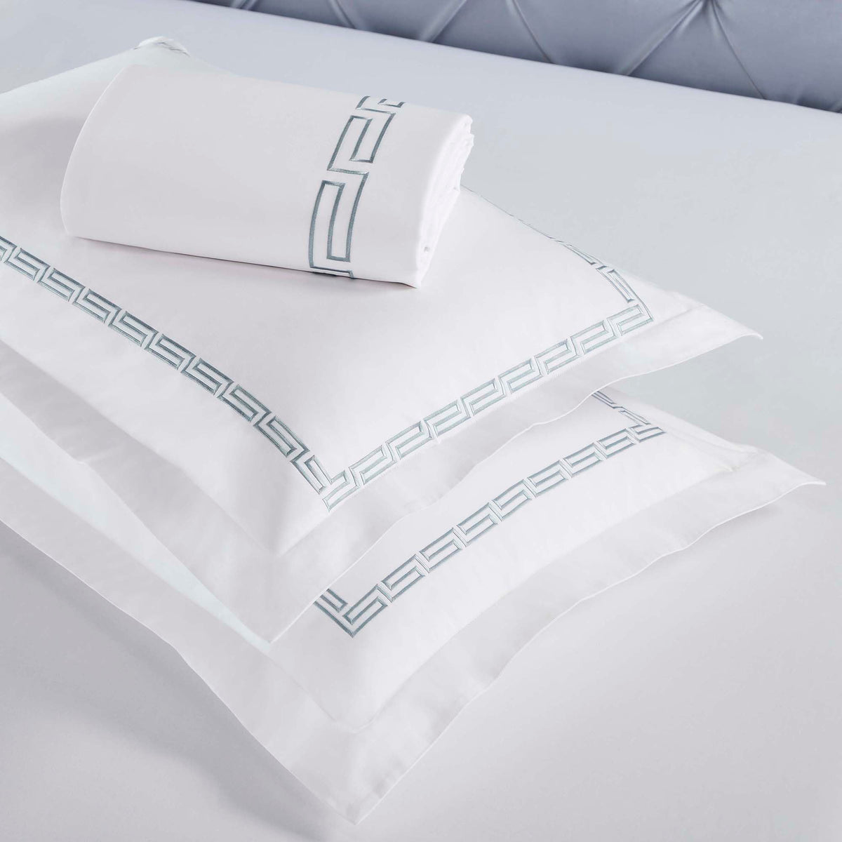 Embroidered Cotton Duvet Cover Set, Soft Bedding Covers, 1 Duvet Cover with Button Closure, 2 Pillow Shams, Greek Key