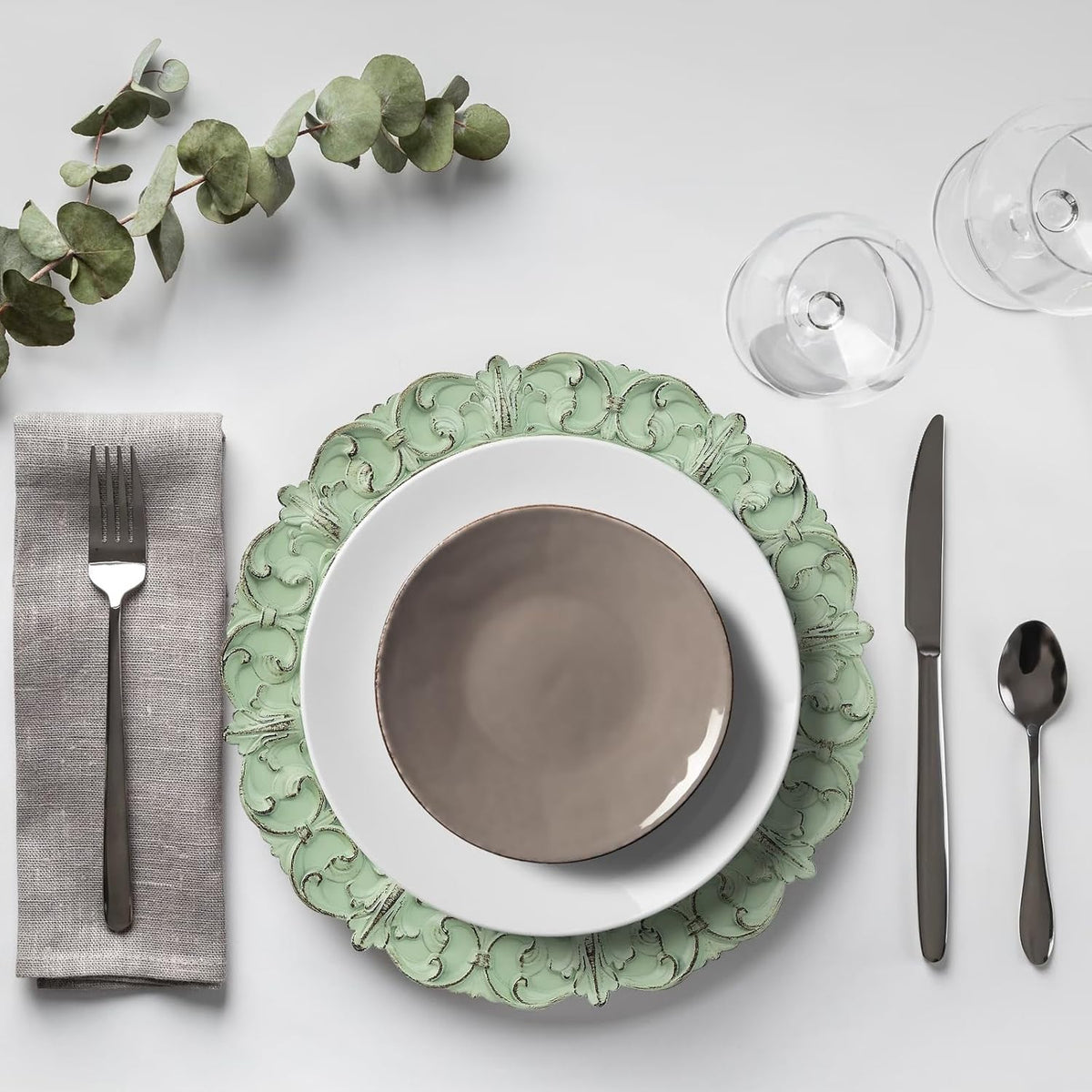 Green Charger Plates Set of 6, Decorative Table Plastic Chargers for Dinner Plates, Party, Wedding, Thanksgiving