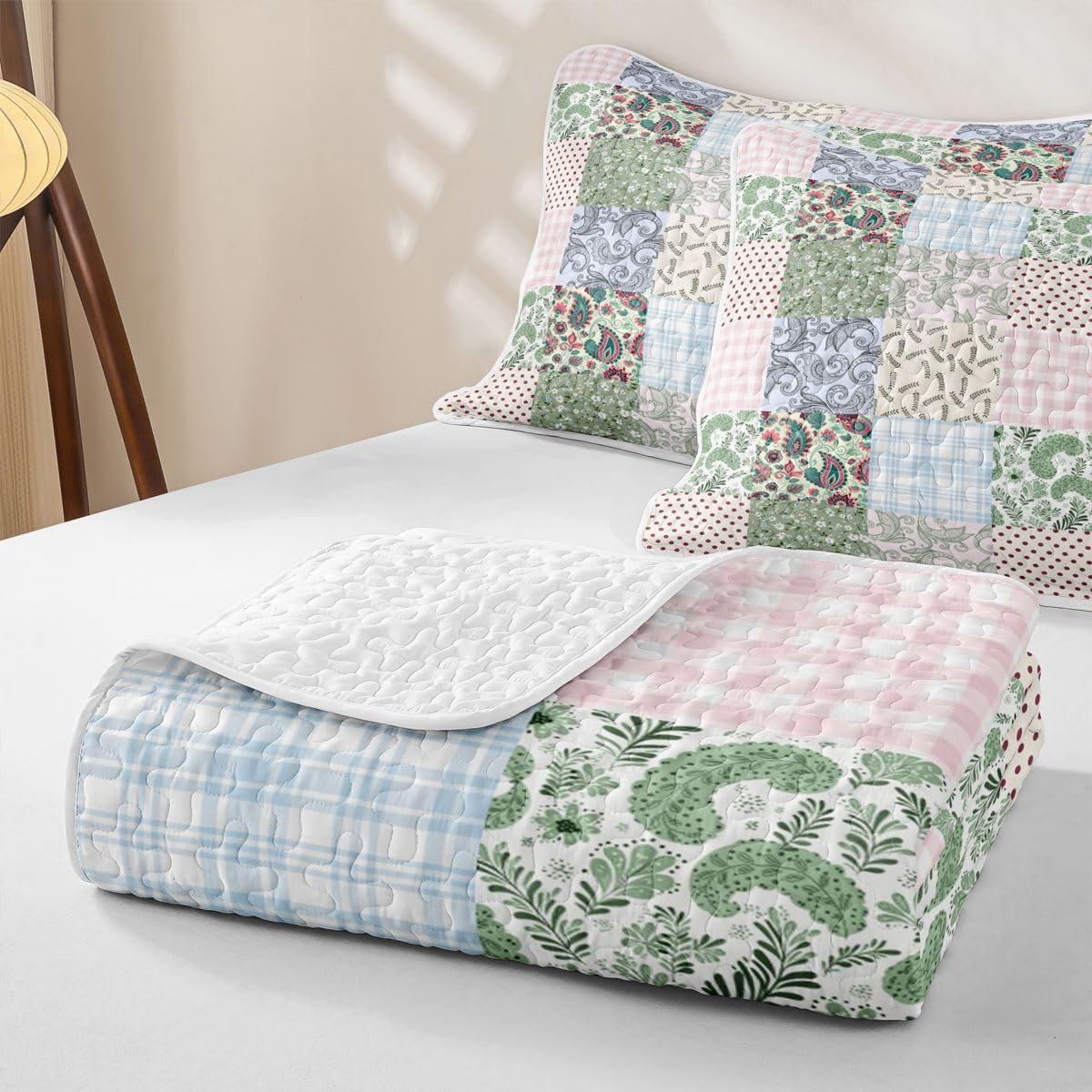 Ssweety Floral Paisley Quilt Set, Polka Dot Quilted Bedspread, Patchwork Grid Microfiber Lightweight Quilt
