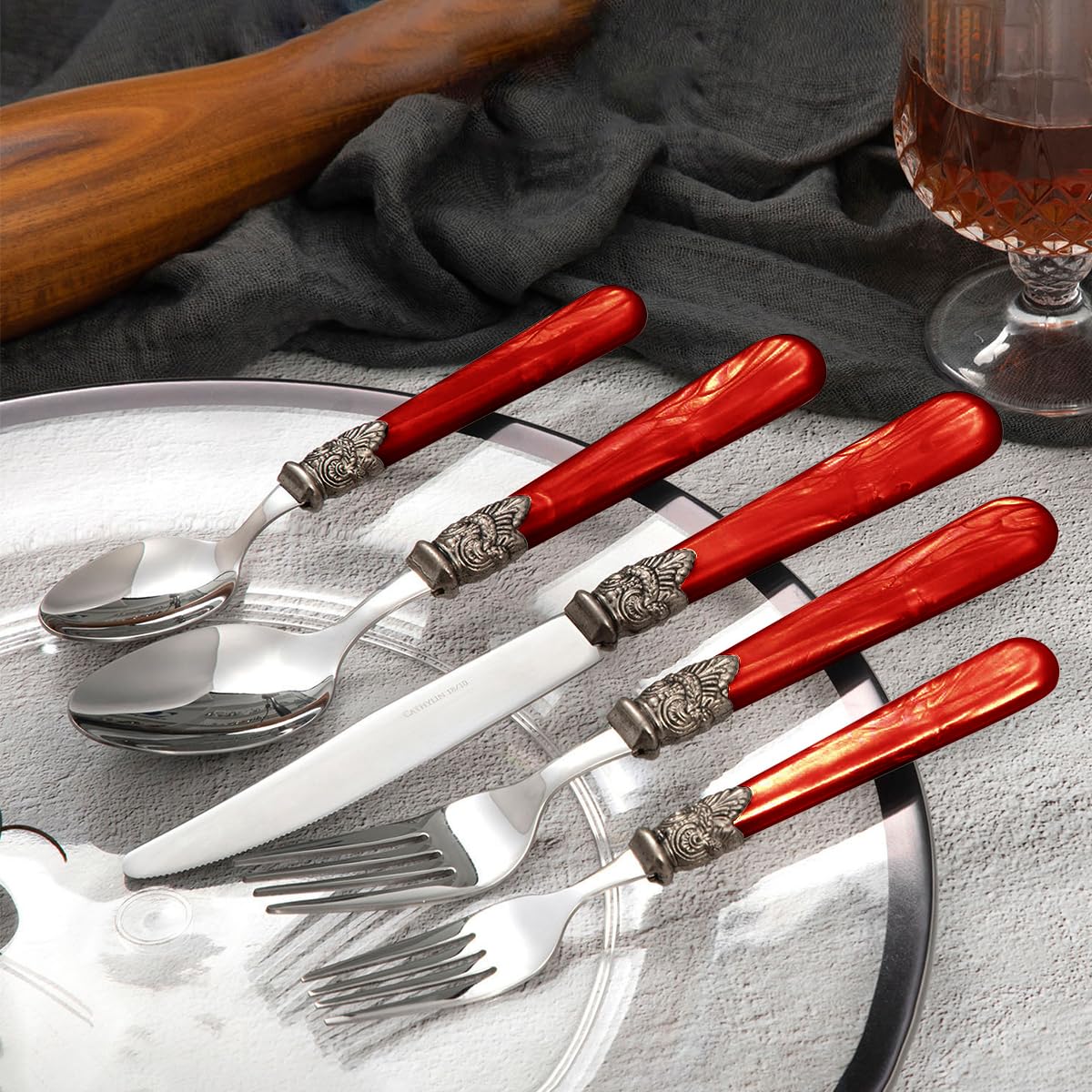 20 pieces Stainless Steel Flatware Sets With White Hanld,Dishware Safe (20, Red)