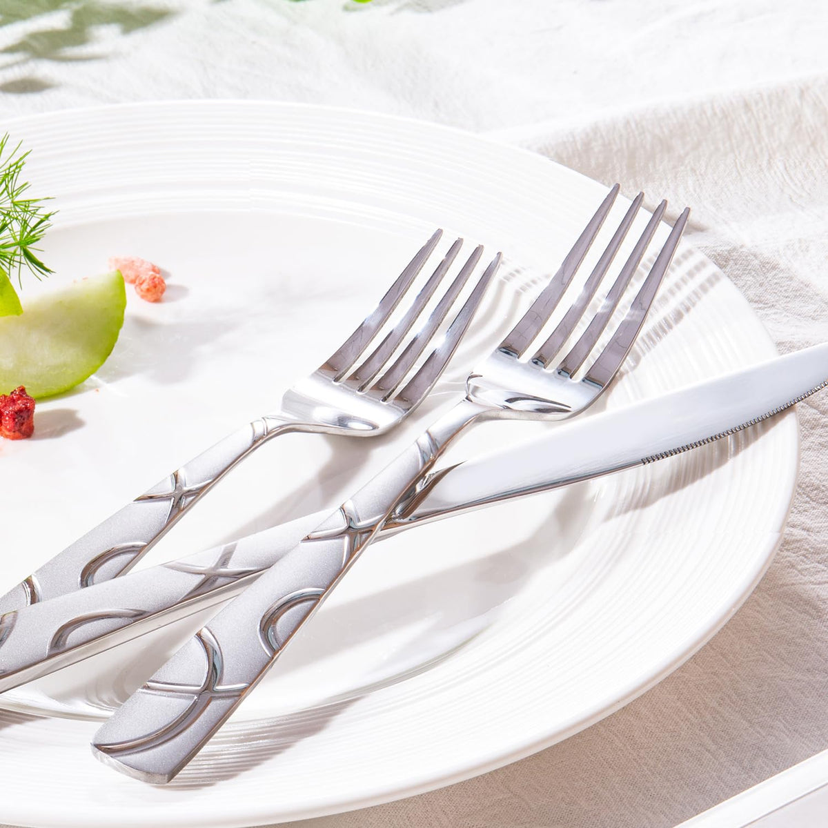 48PCS Stainless Steel Silverware Set with Steak Knives, Modern Flatware Set , Mirror Polished Cutlery Set with Forks