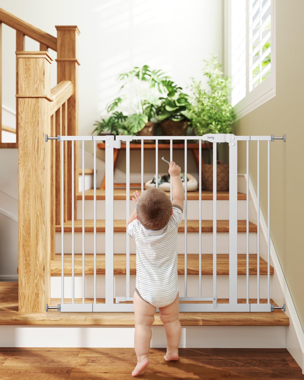 29"-42.5" Baby Gate for Stairs, Auto Close Safety Dog Gate