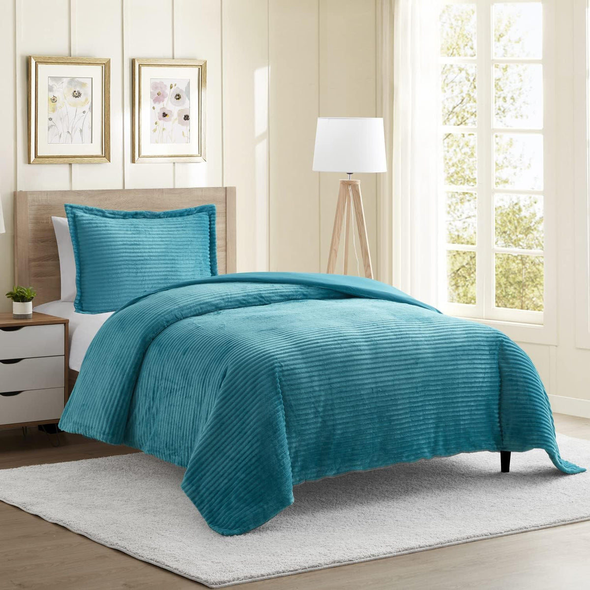 Premium Flannel Duvet Cover Set - 2 PC Reversible Comforter Cover Set with Microfiber Back - 1 Velvet Duvet