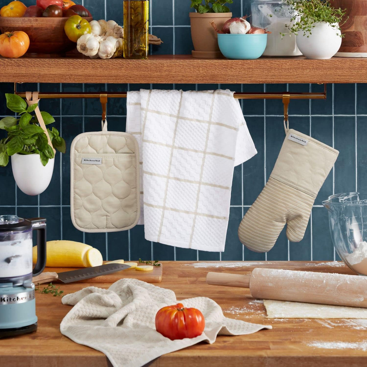 Quilted Cotton Terry Cloth Oven Mitt, Pot Holder, Kitchen Towel 4-Pack Set, Heat Resistant, Silicone Grip, 16"x26"