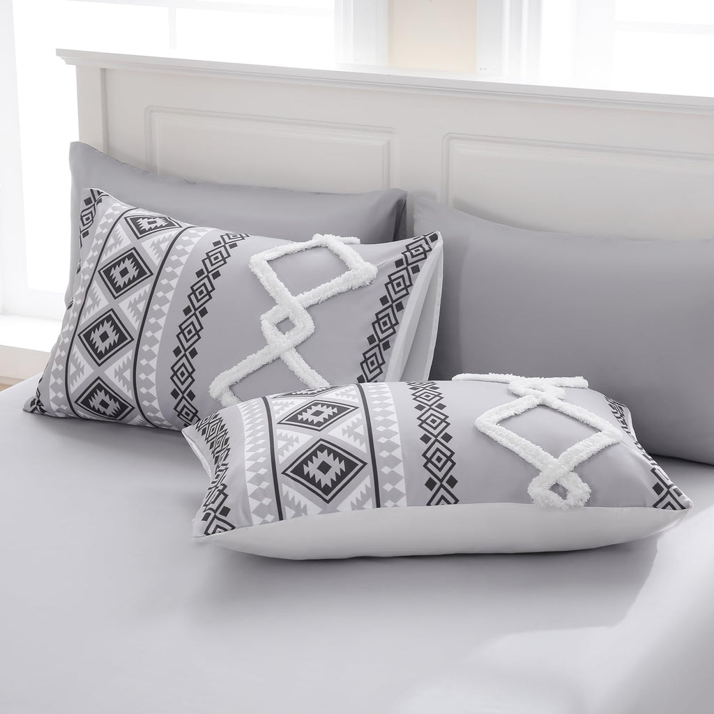 Gray Comforter Set Queen 7 Pieces White and Gray Tufted Bedding Set Soft Microfibr Boho Aztec Comforter Set Warm and