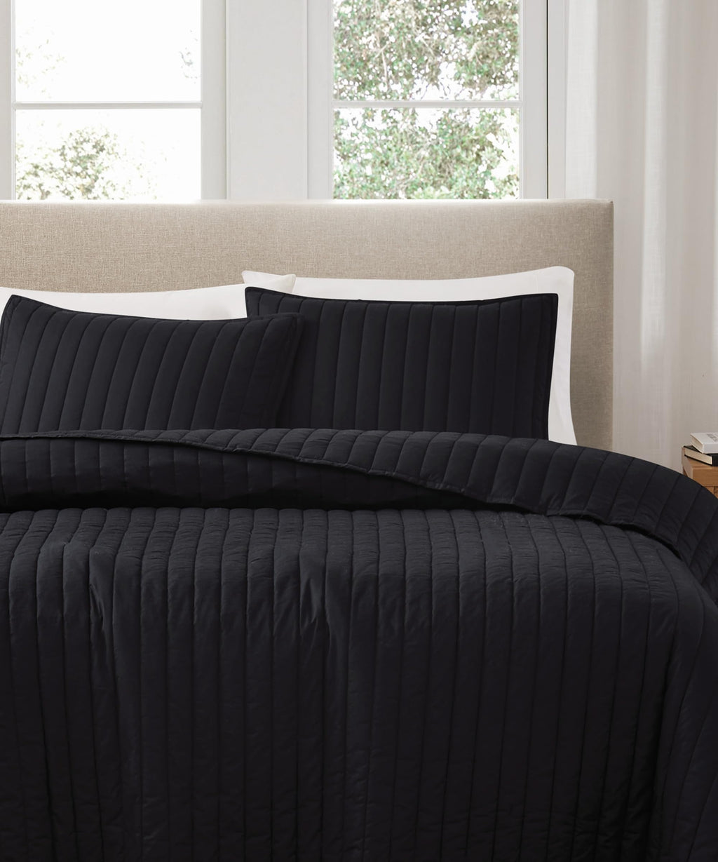 Solid Cotton Percale Black 3 Piece Quilt Set, Solid Color Themed, Oeko-TEX Certified Confidence