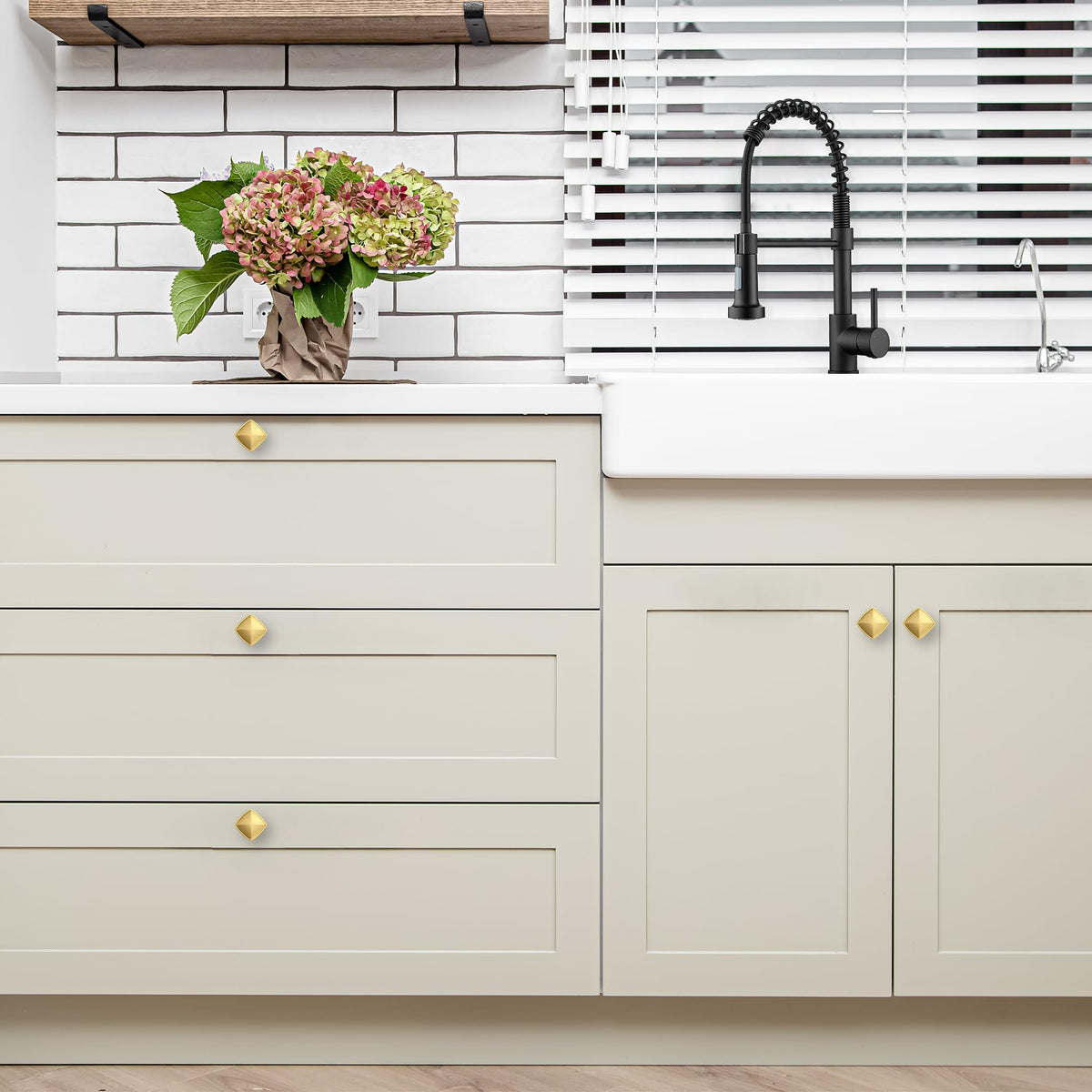 Brushed Brass Solid Knobs Gold Kitchen Cabinet Pull,5 Pack,Square-1