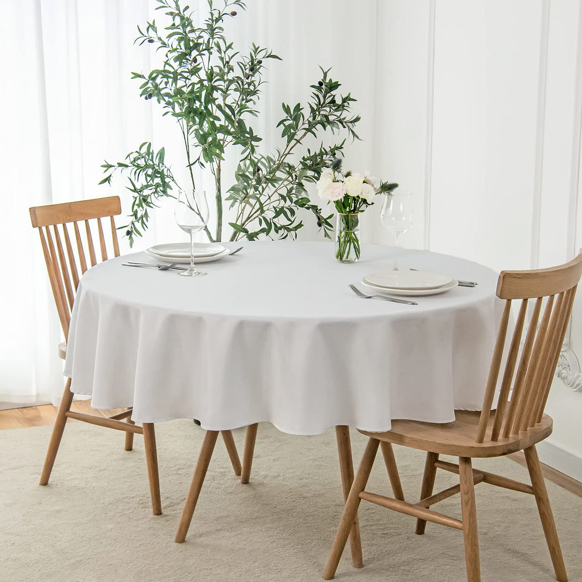 Round Linen Looking Textured Tablecloth Spill-Proof Wrinkle Free Soft Jacquard Table Cloth for Circular Table Cover