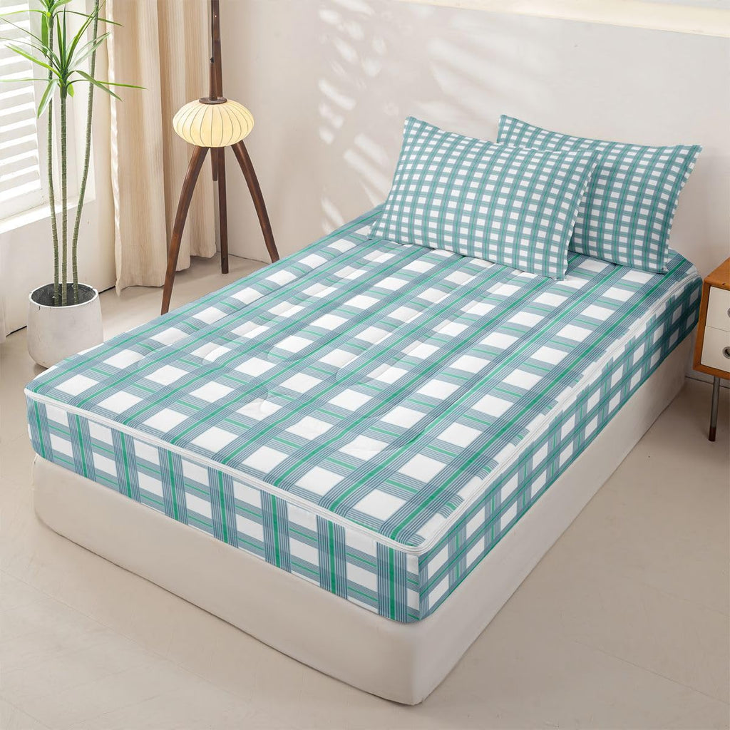 White Classic Checkered Zipper Comforter Set