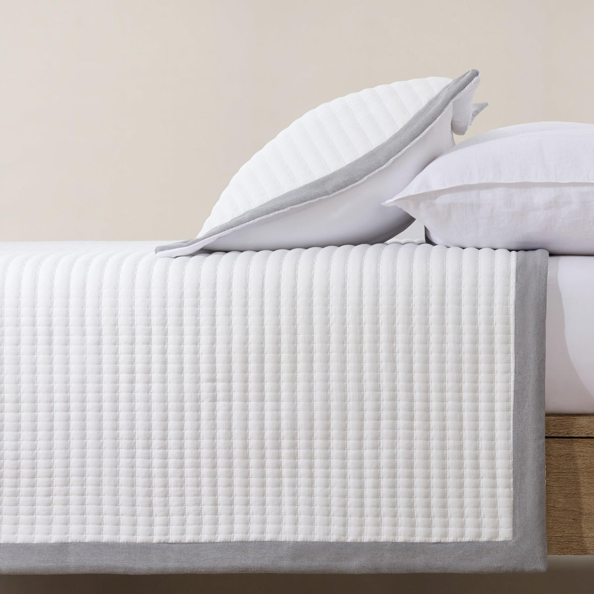 White Quilt Set - Farmhouse Soft Striped Stitch Bedding Bedspread Coverlet Summer Lightweight