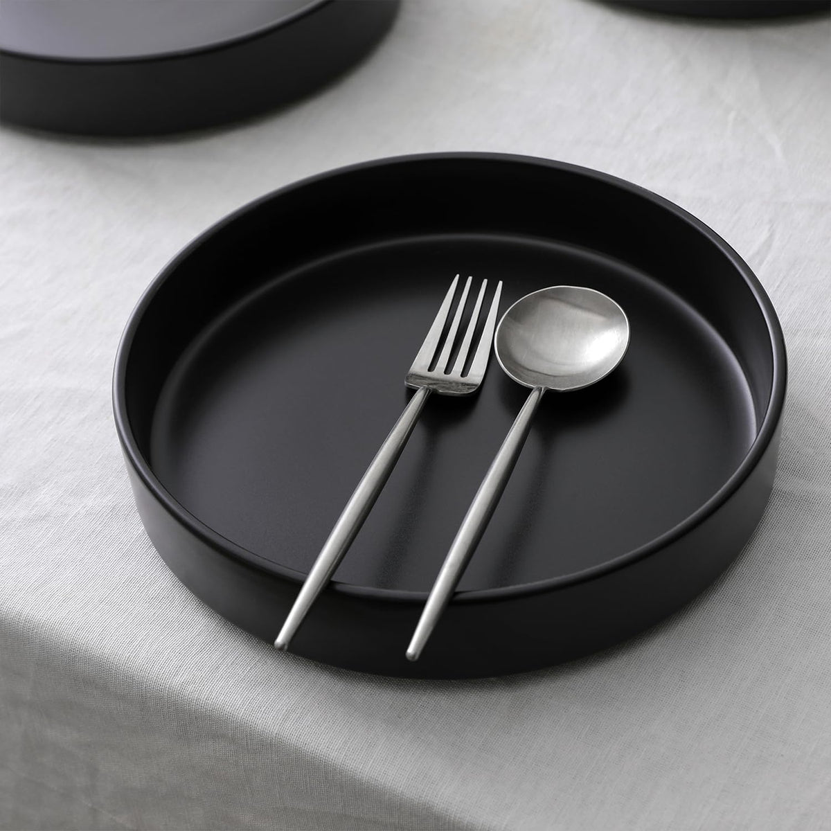 Lain Celina Stoneware 12-Piece Dinnerware Set, Cereal and Pasta Bowls, Black, Coupe
