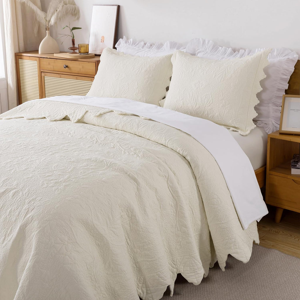 Cotton Quilt Set Scalloped Stitching Matelasse Coverlet 3PC