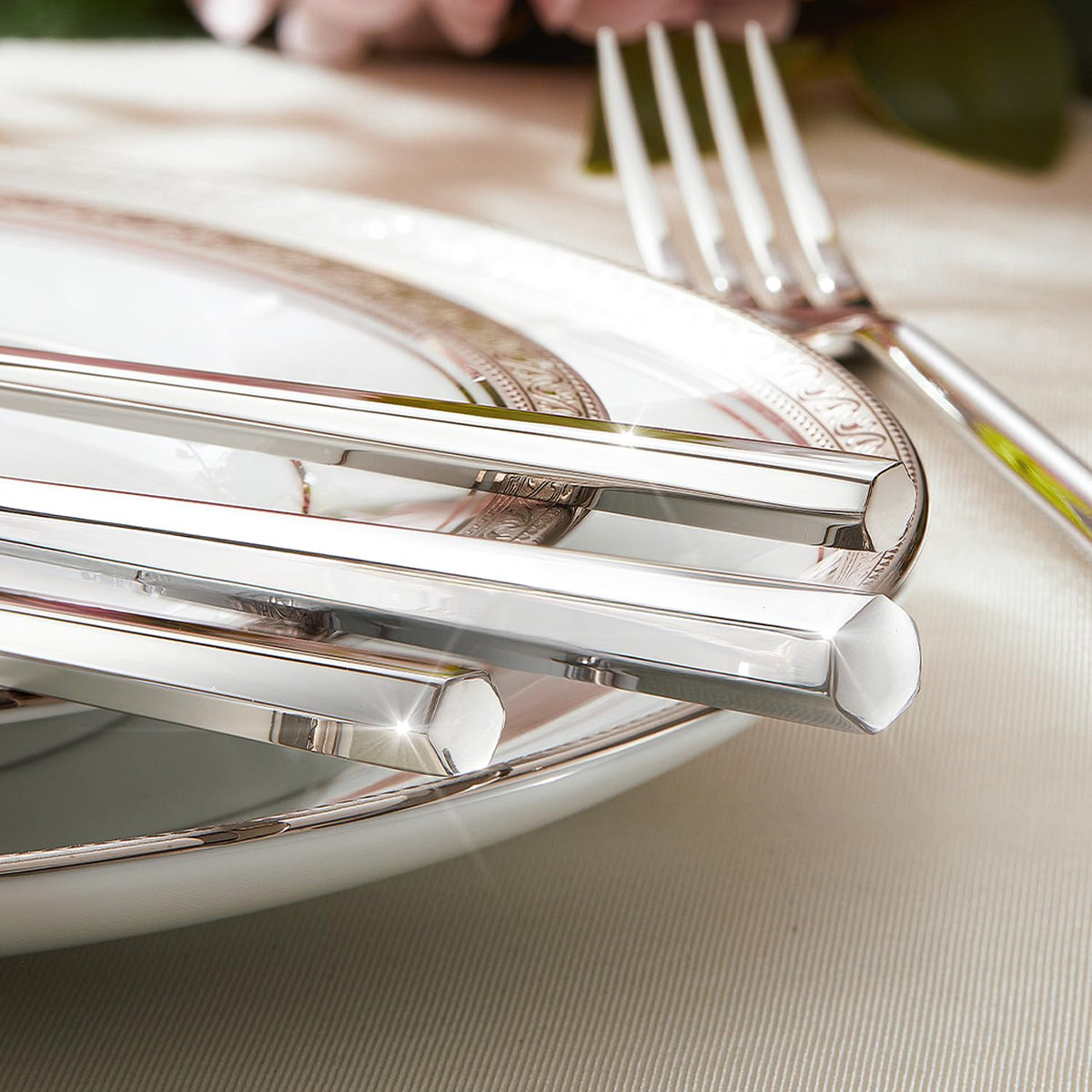 20-Piece Silverware Set, 18/10 Stainless Steel