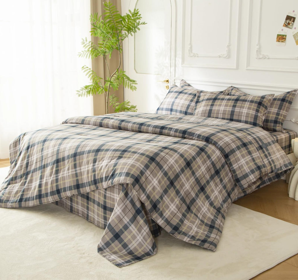7PCS Gingham Comforter and Sheet Set, Plaid Bedding Set with for Man Woman Adult, Super Soft Microfiber Bedding
