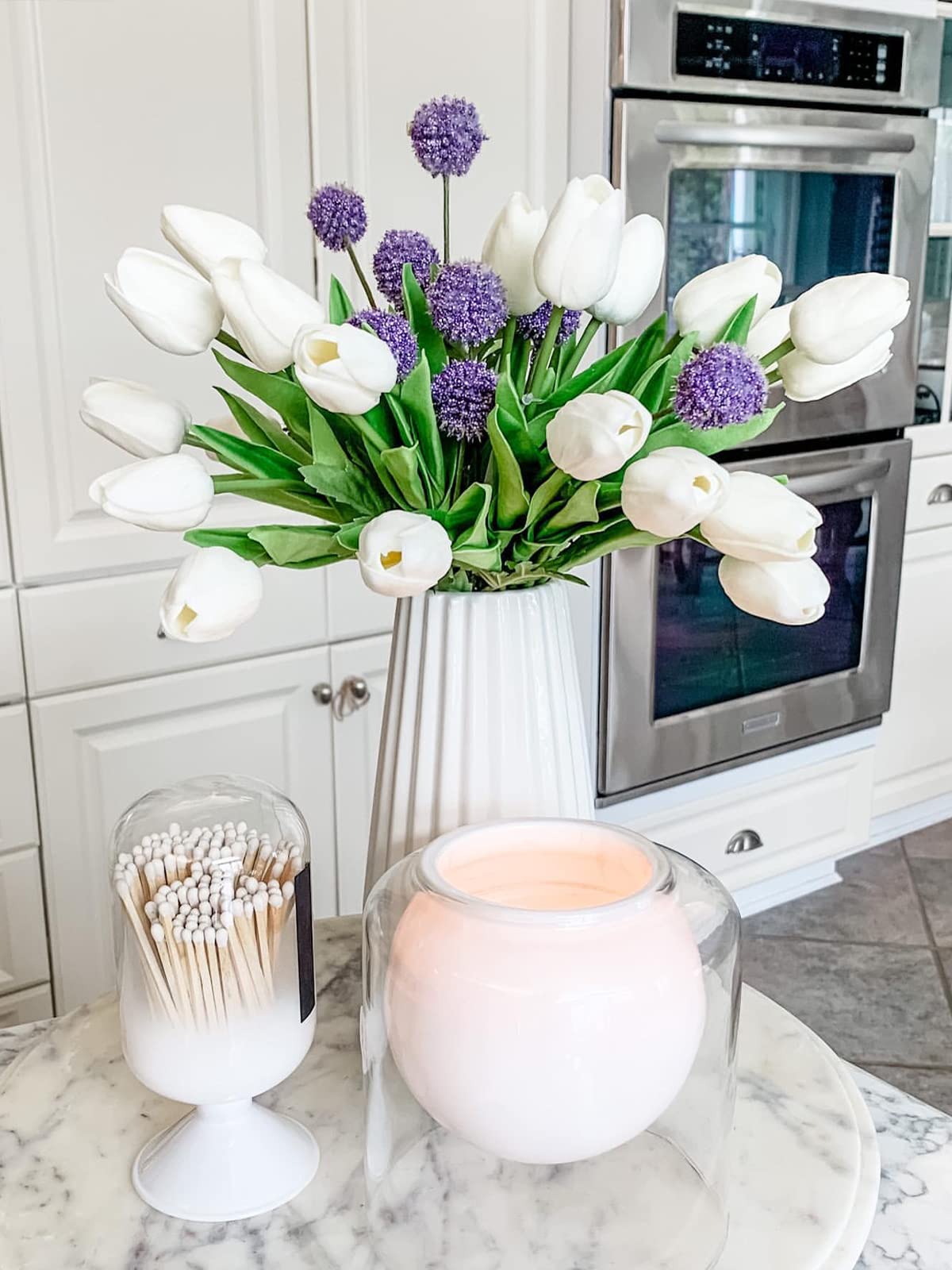 White Tulips Artificial Flowers 18Pcs Faux Silk Tulip Real Touch Tulip Fake Flowers Bouquets Arrangements for