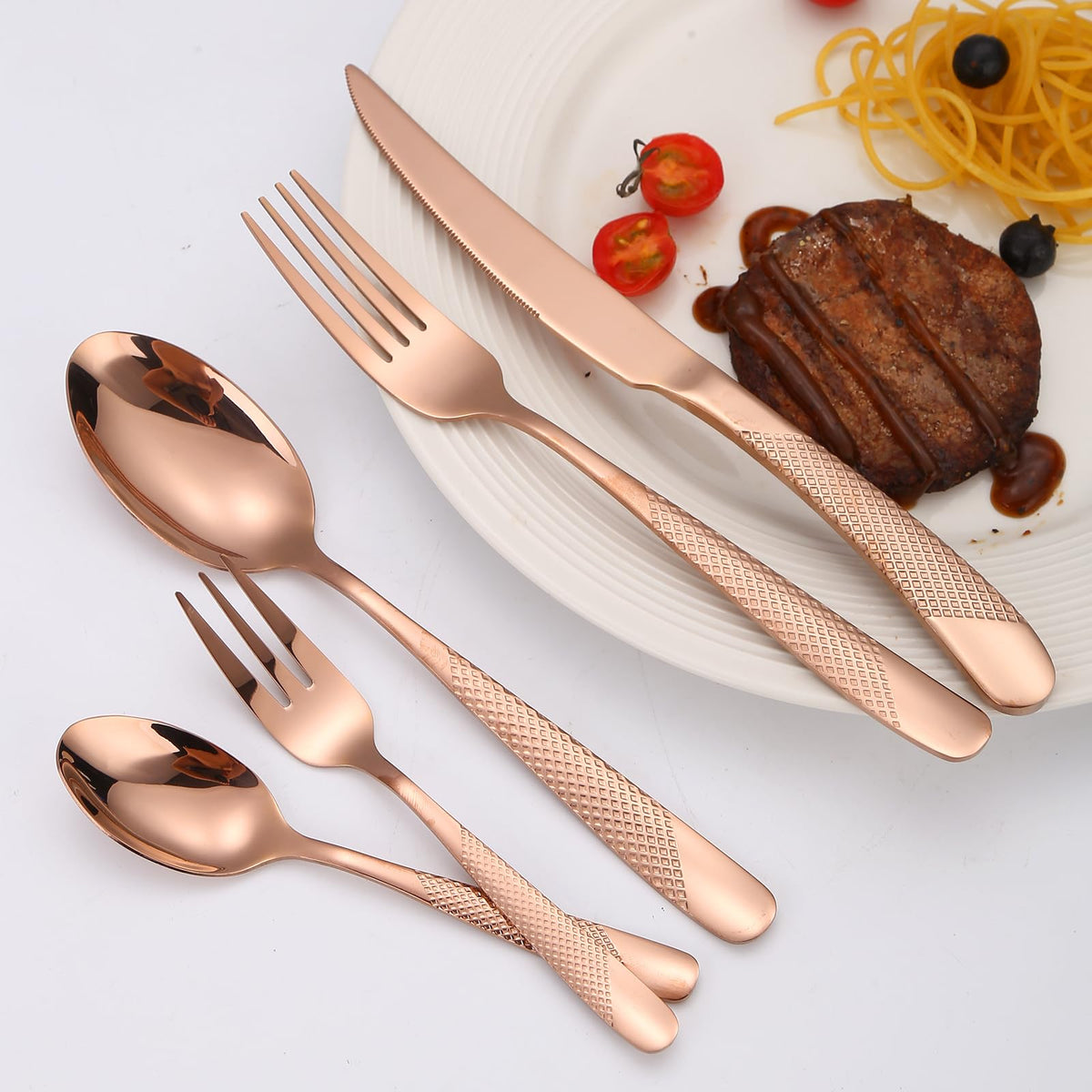Hammered Flatware Set Copper/Rose Gold Silverware 20 Piece Stainless Steel Service for 4 Forks Knives Spoons Heavy