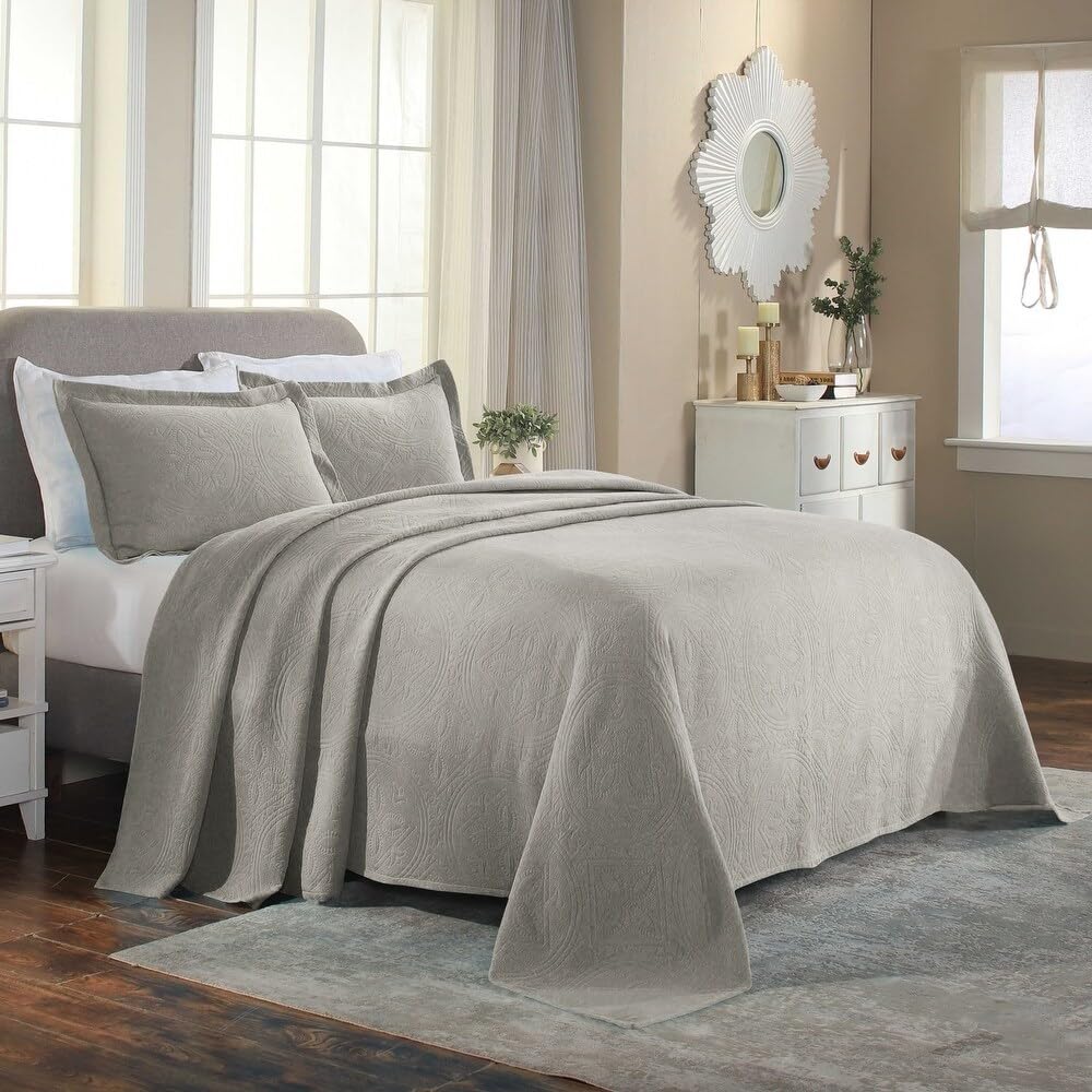 3 Piece Shabby Chic Bedding Raised Matelasse Woven Design Cotton Bedspread Full Size Geometric Pattern | All Seasons