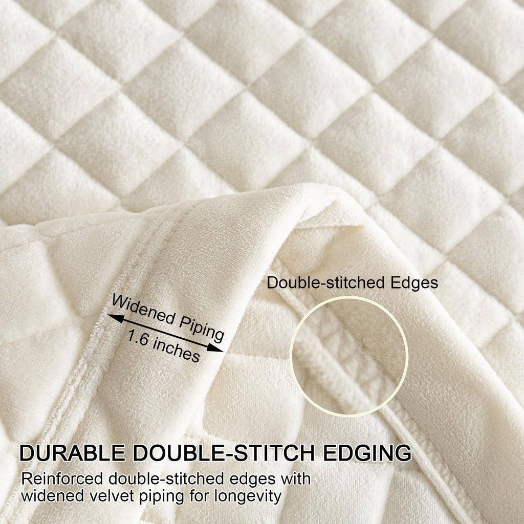 Velvet Quilt Set, Ultra Soft 3 Pieces Bedding with 2 Pillow Shams, Lightweight All Seasons Reversible