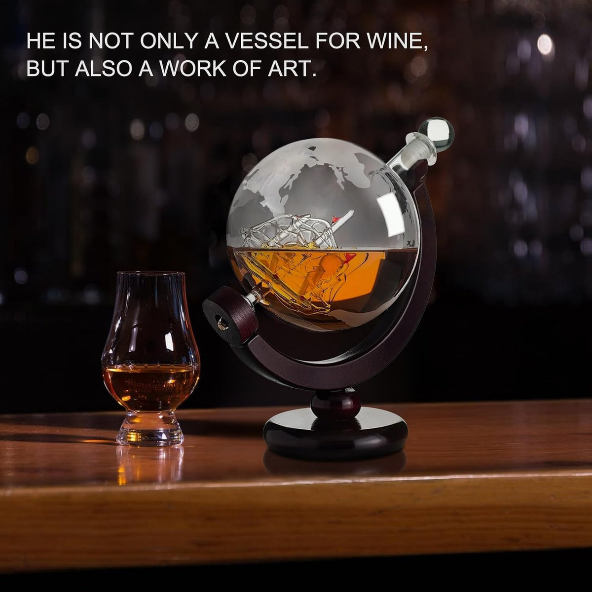 Whiskey Globe Decanter 28 Oz Gift for Dad, Men's Whiskey and Wine Shaker Global Shaker Unique Gift for Husband, Boss