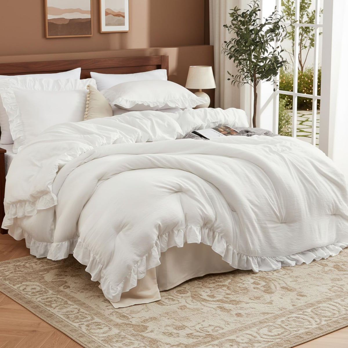 White Ruffled King Size Comforter Set, 3PCS Soft Washed Microfiber Lightweight & Fluffy All-Season Bedding Comforter