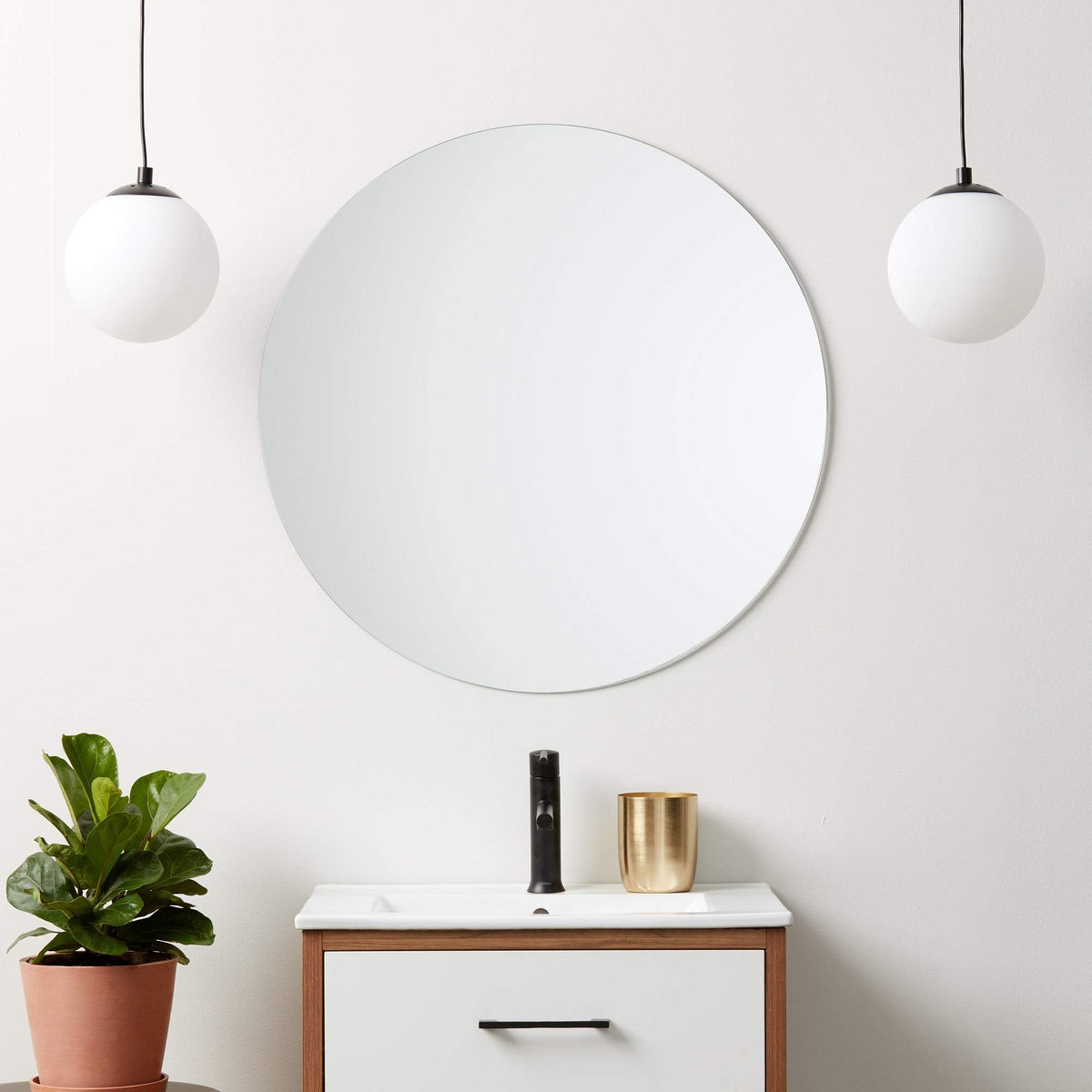 30" x 30" Frameless Round Mirror | Polished Edge