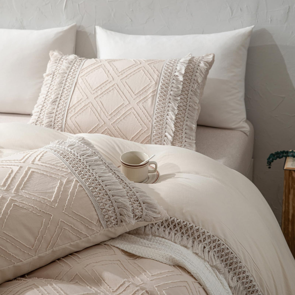 Boho Tufted Bedding Sets, Beige Cream Queen Duvet Cover Set 3 Pieces, Embroidery Jacquard Design Shabby Chic