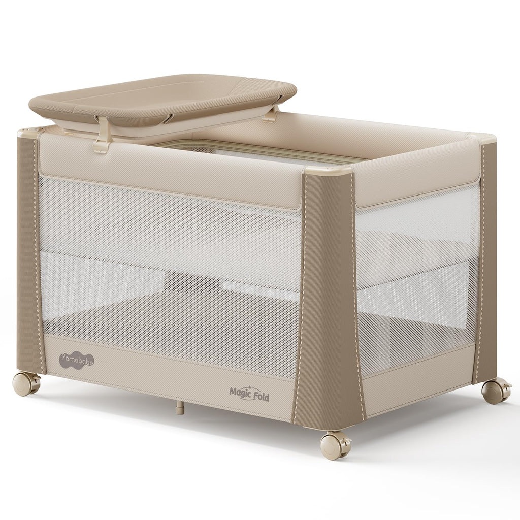 Deluxe Play Yard with Bassinet & Changing Table