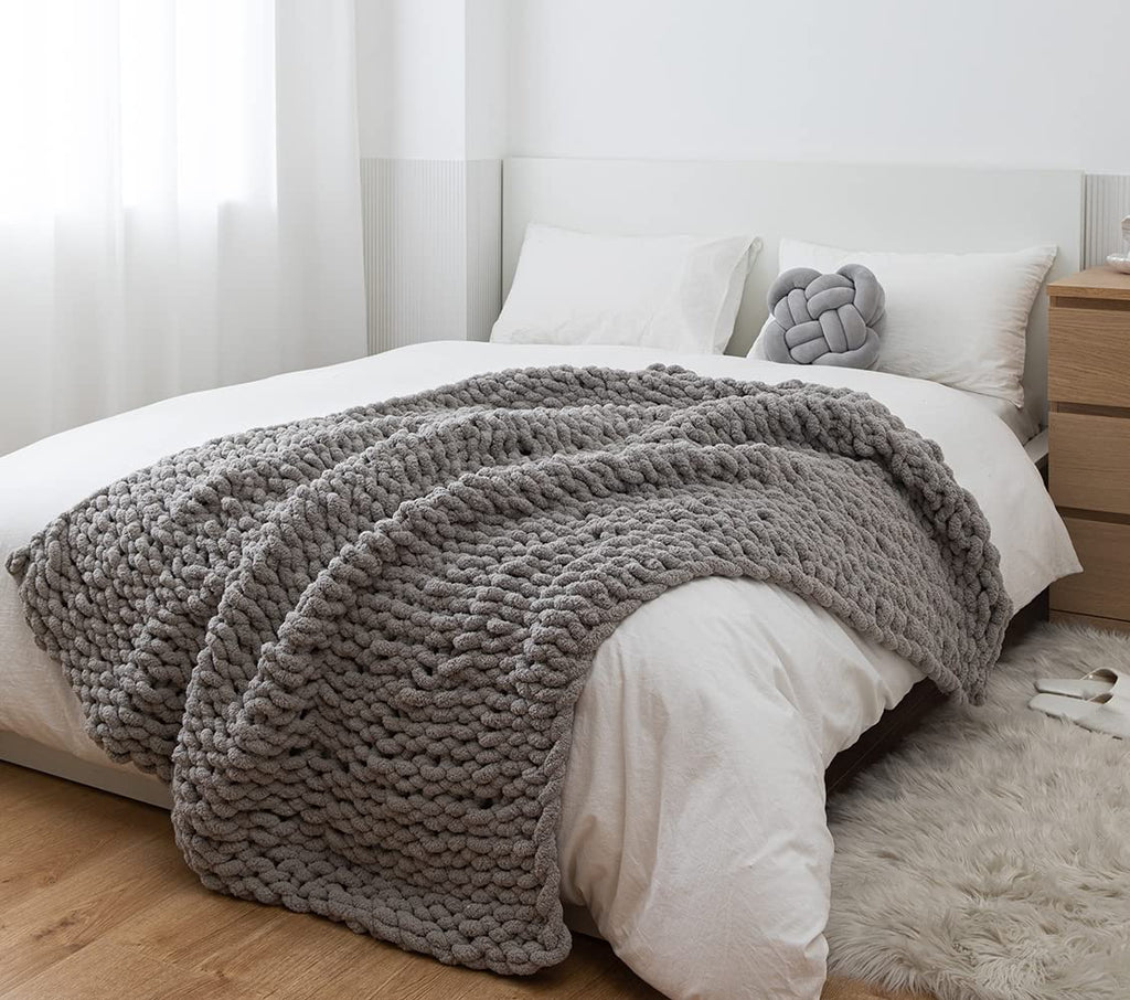 Chunky Knit Blanket Soft Chenille Yarn Knitted Throw Blanket 50"X60" Handmade Cable Warm Thick Giant Blanket for