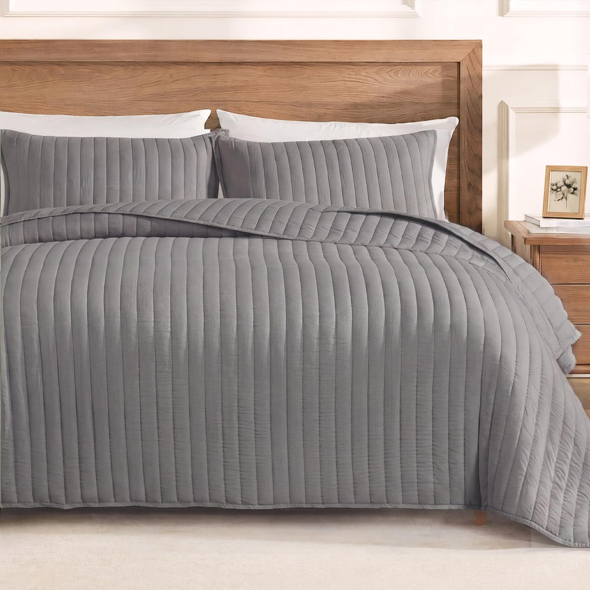 Striped Stitched Quilt Set +2 Pillow Shams, Grey Quilts