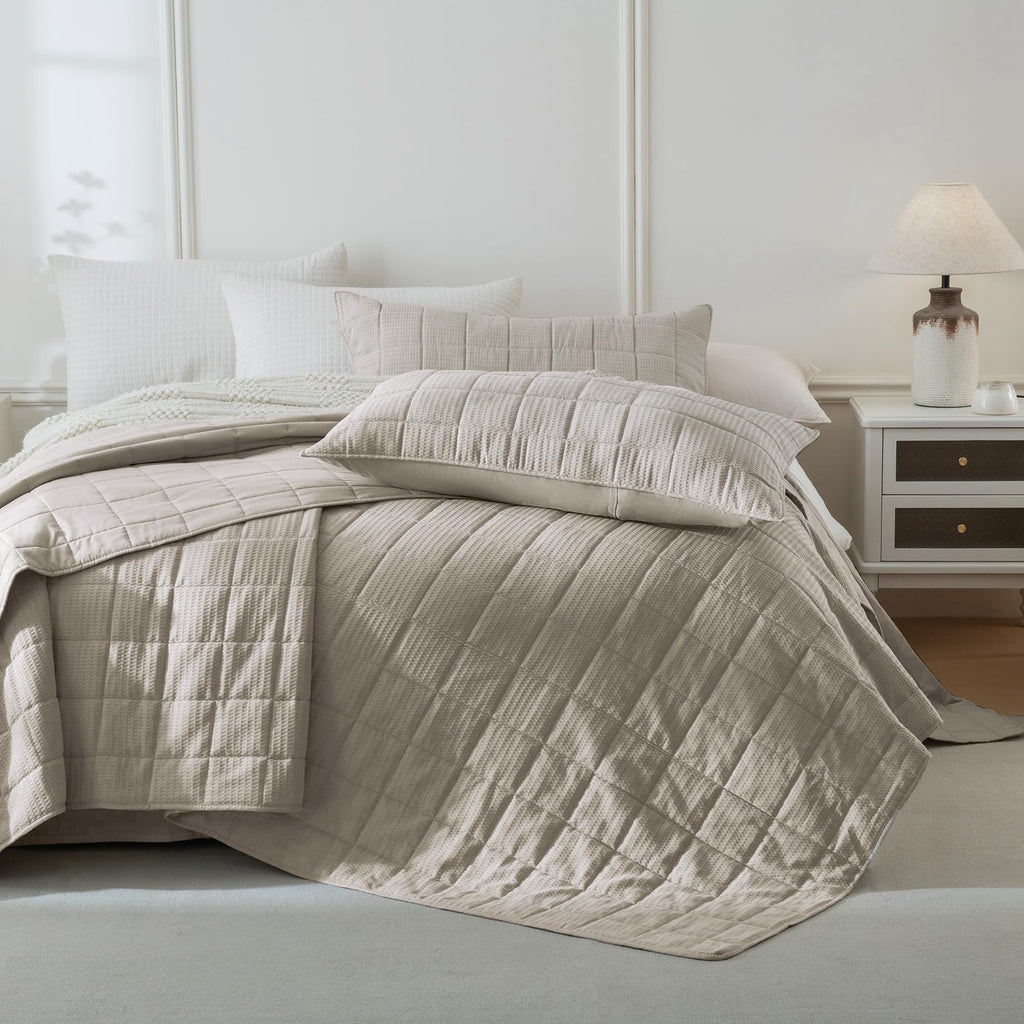 Quilt Bedding Set(Dark Khaki, 128"x120"), Luxury Waffle Weave Throw Quilt, Soft Lightweight Bedspread