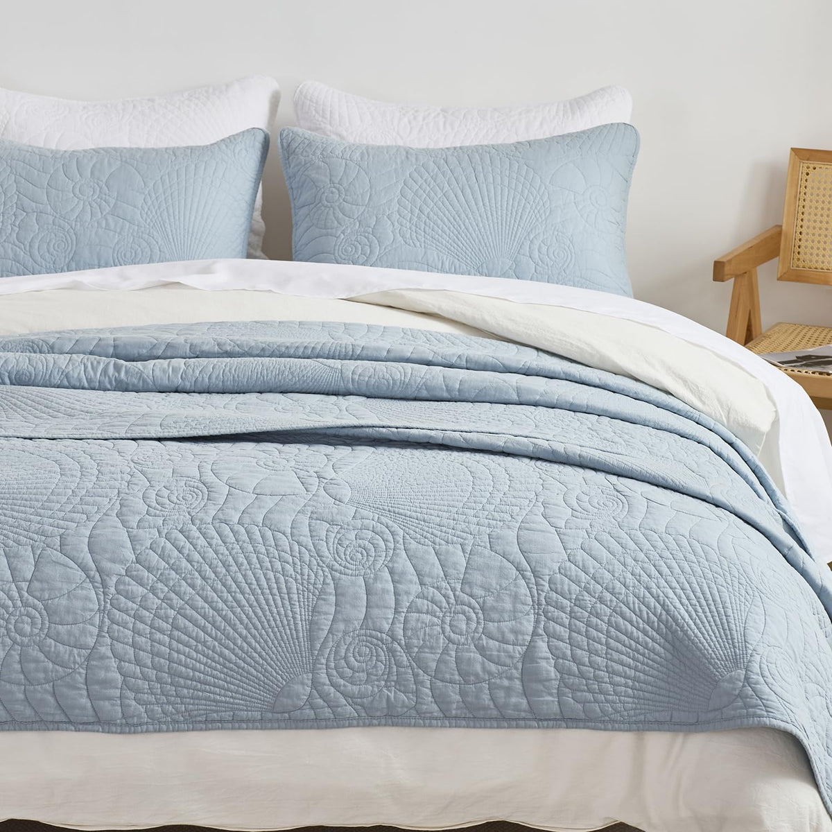 Coastal Quilt Set Cotton Dusty Blue Matelasse Coverlet Set with Seashell Stitching Heirloom Coastal Quilt