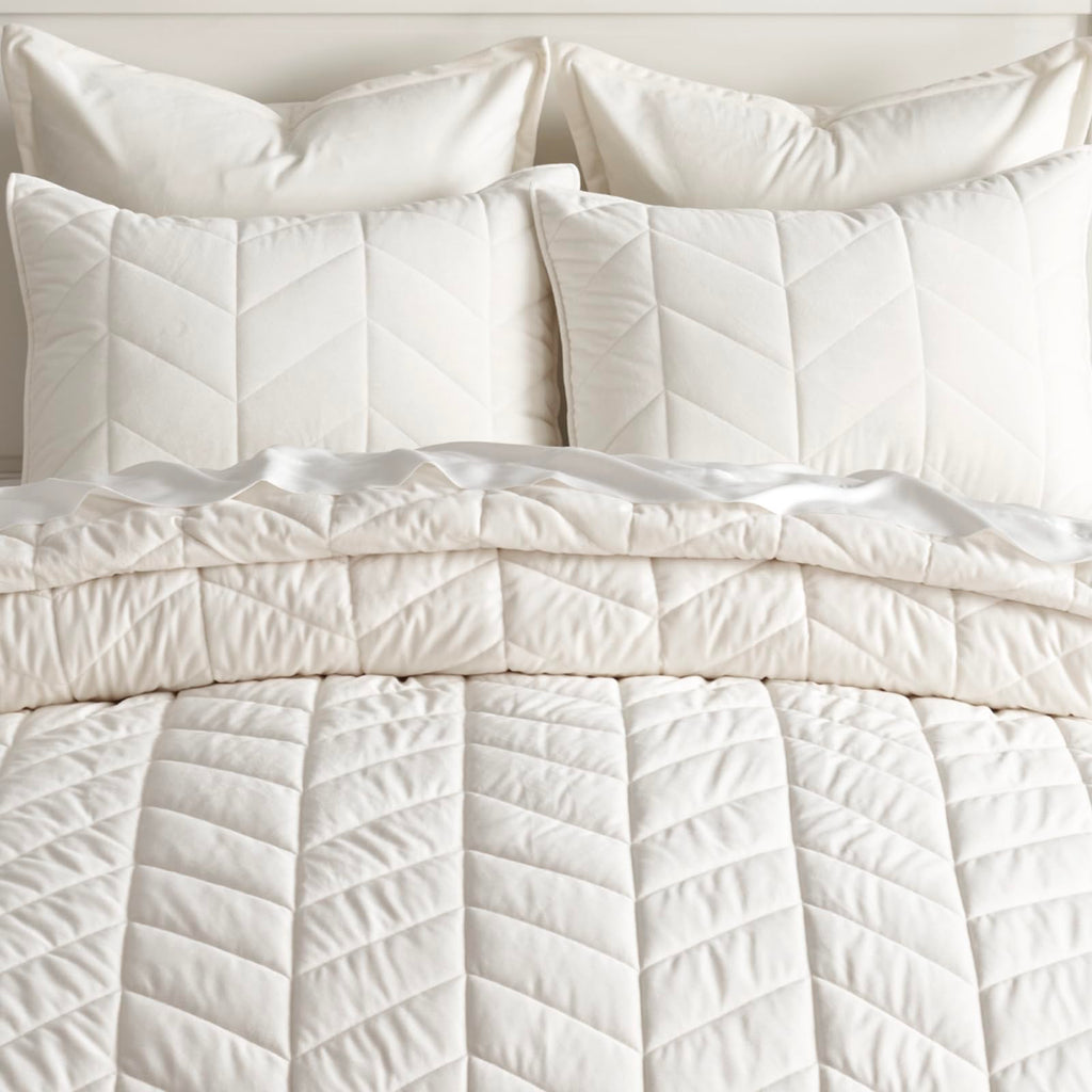 3 Pieces Matelasse Oversized Velvet Quilts, Cream White
