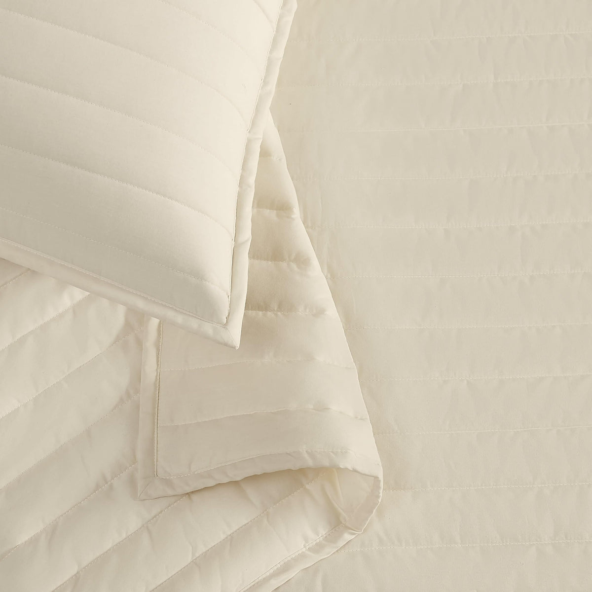 Solid Cotton Percale Chalk 3 Piece Quilt Set