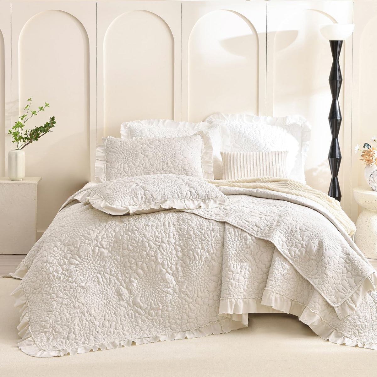 Wheat Quilt Sets, Stone-Washed Lightweight Ruffle Coverlet
