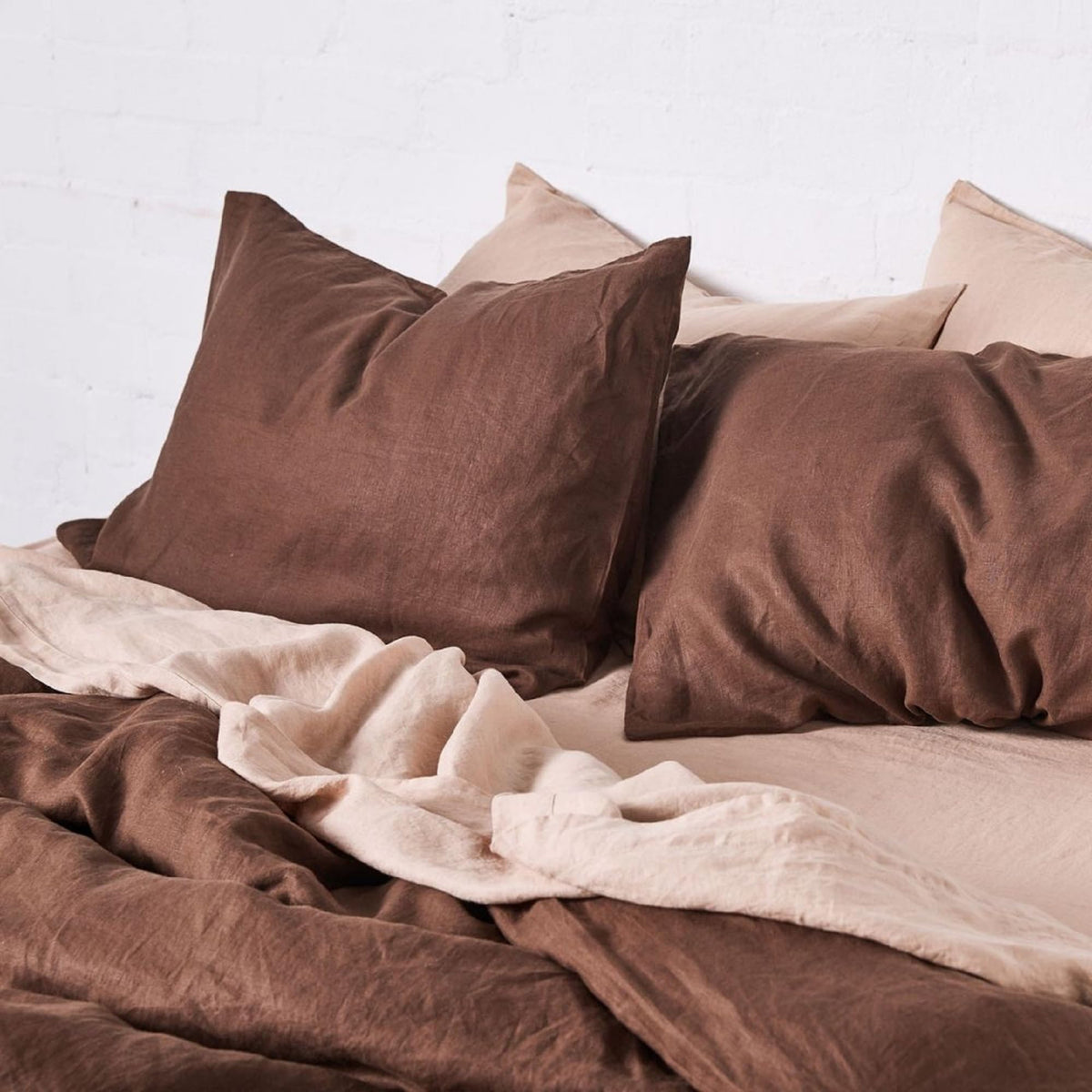 Duvet Cover in Coco Brown Color, Linen Bedding 3 Pieces Set 1 Duvet Cover and 2 Pillowcase, Stonewashed Linen Duvet