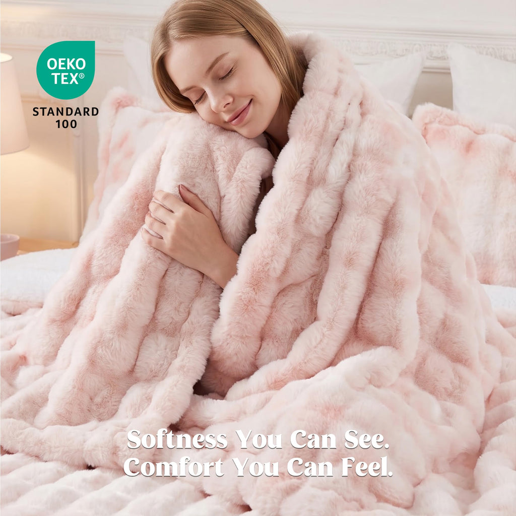 Faux Rabbit Fur Comforter Set, 3-Piece Reversible Sherpa Bedding, 450 GSM Faux Fur with Cozy Sherpa Reverse, 3D