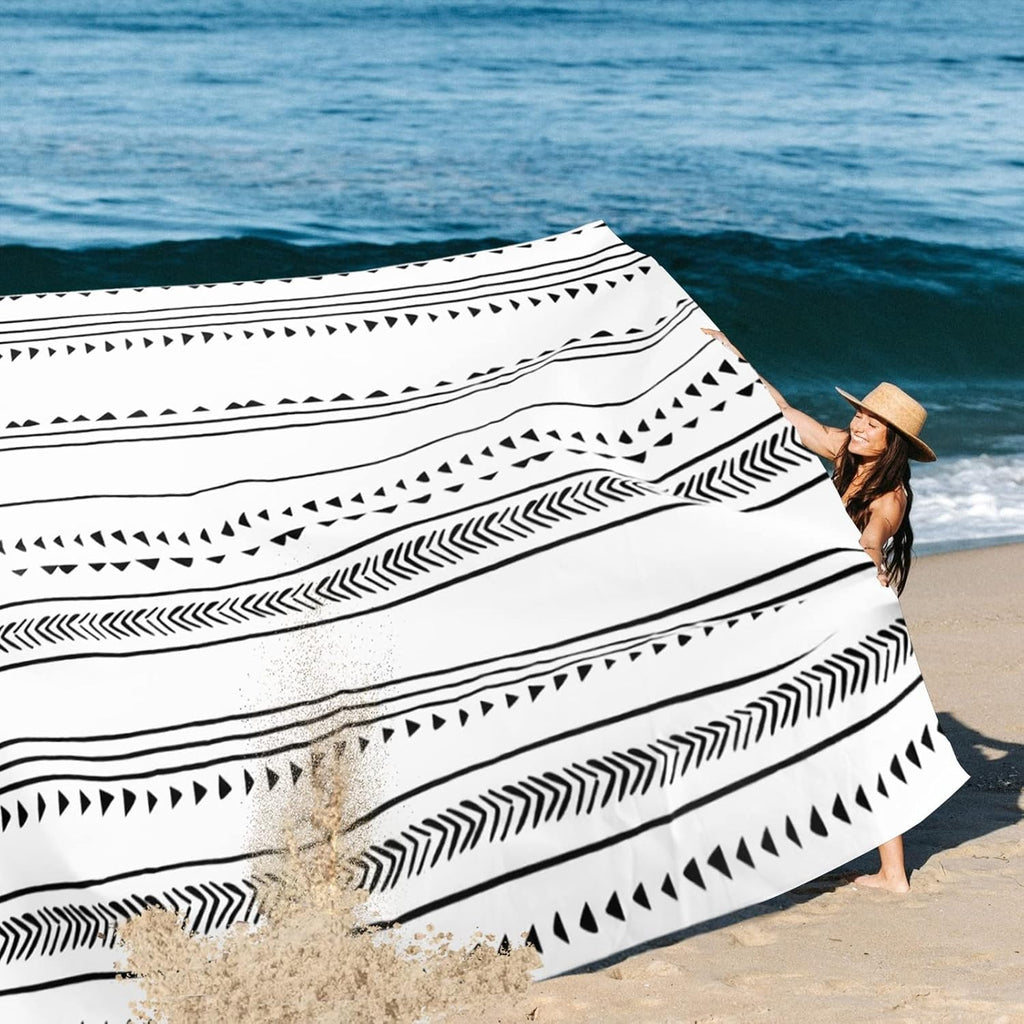 Beach Blanket Waterproof Sandproof, Extra Large Beach Blanket Sand Free with Stakes & Carry Bag, Lightweight Foldable