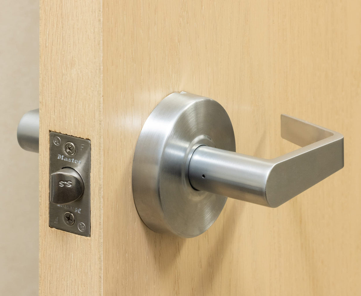 SLCHPG26D Heavy Duty Lever Style, Grade 2 Commercial Passage Door Lock, Brushed Chrome/Chrome